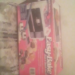 1997 easy-bake oven and snake center